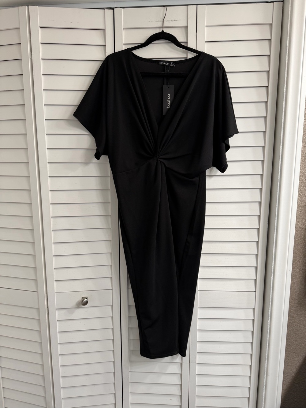 Boohoo Black Twist-Knot Midi Dress